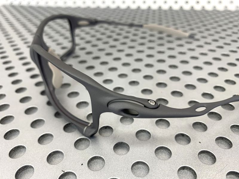 大幅にプライスダウン 砂漠の狐様専用ページOAKLEY X-SQUARED フレーム